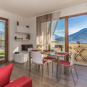 Apartment Magnolia B -, Musso